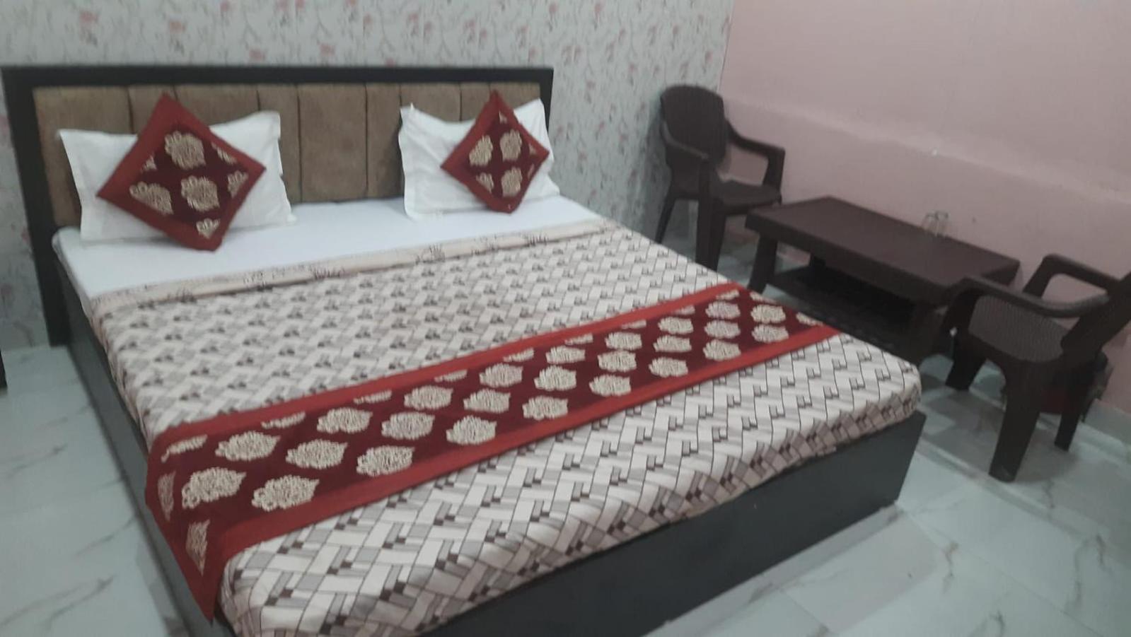 Baba Paying Guest House Varanasi Exterior photo